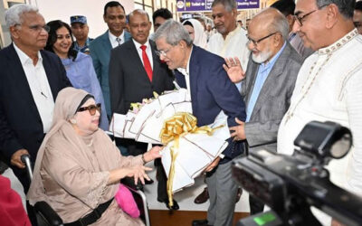 নেতাকর্মীদের ভালোবাসায় সিক্ত খালেদা জিয়া, দেখুন ছবিতে