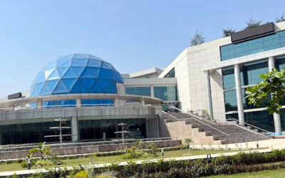 দেশের সর্ববৃহৎ নভোথিয়েটারের বিদ্যুৎ বিলও উঠছে না